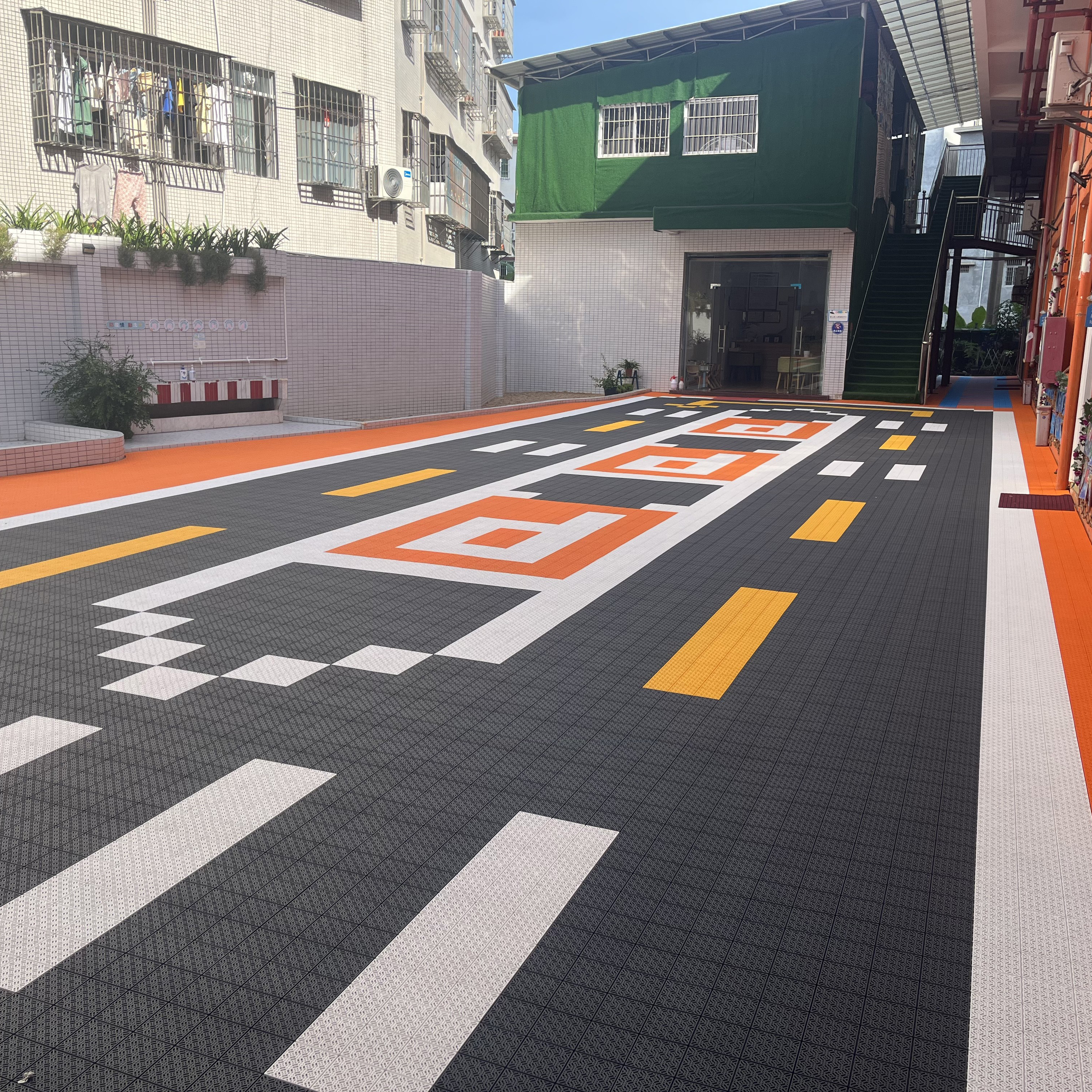 OEM Customized Indoor/Outdoor  - Outdoor Sport Court Tiles avis et prix